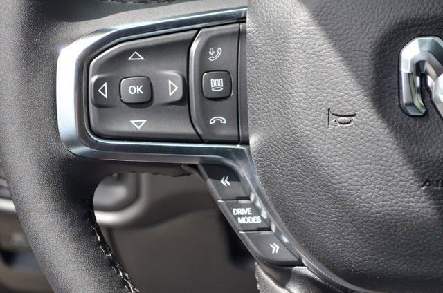 New 2026 RAM 1500 Laramie AWD/4WD image 17