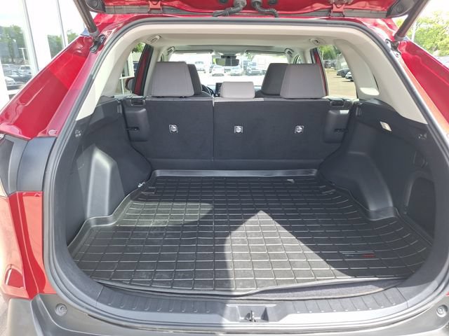 Used 2022 Toyota RAV4 XLE w/ Convenience Package AWD/4WD image 39