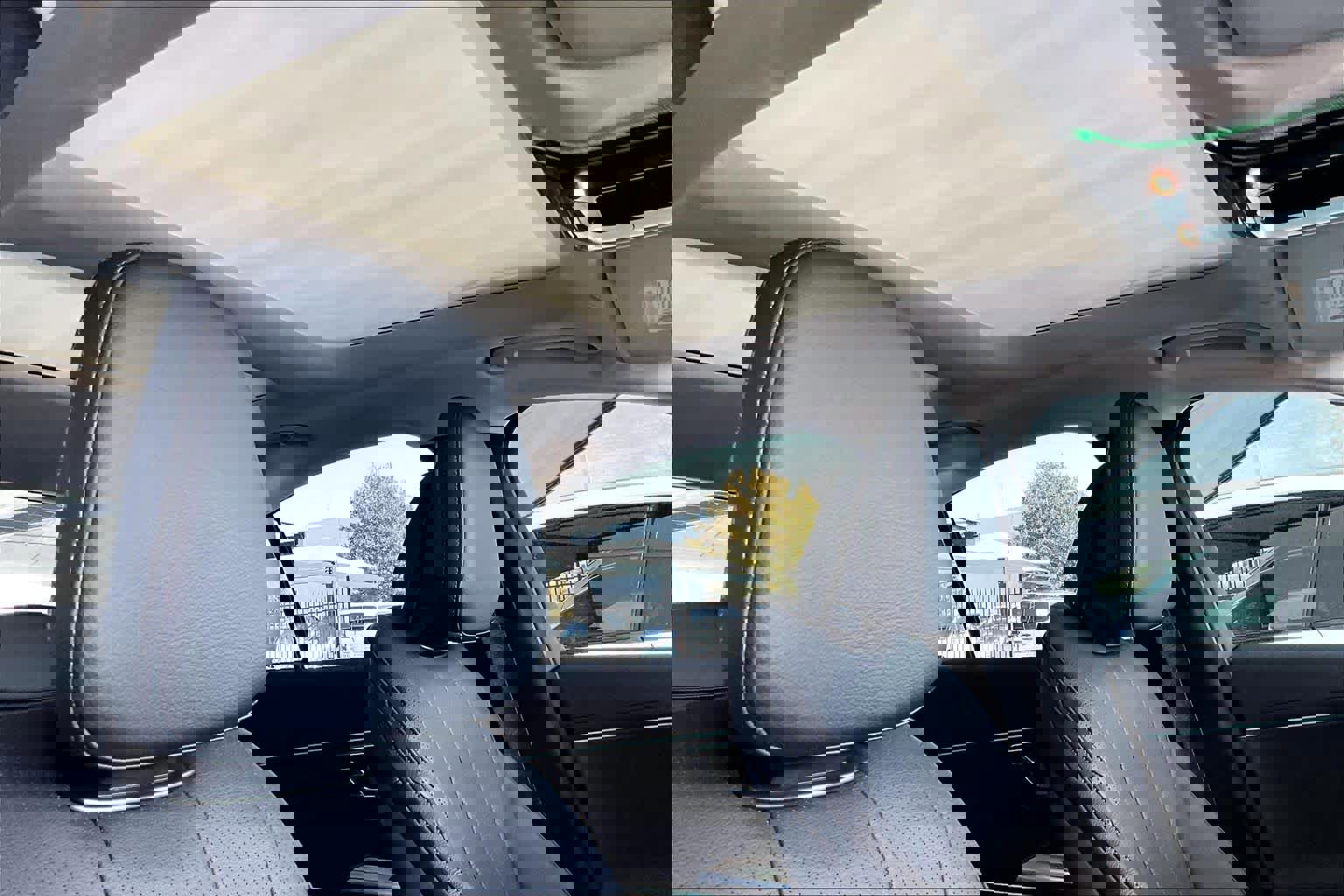 Used 2025 Mercedes-Benz E 350 Sedan image 13