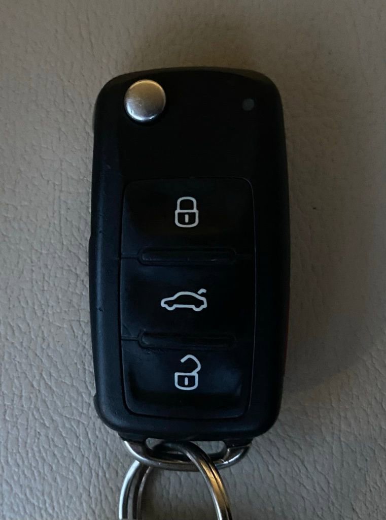 Used 2015 Volkswagen Passat 1.8T Limited Edition image 32