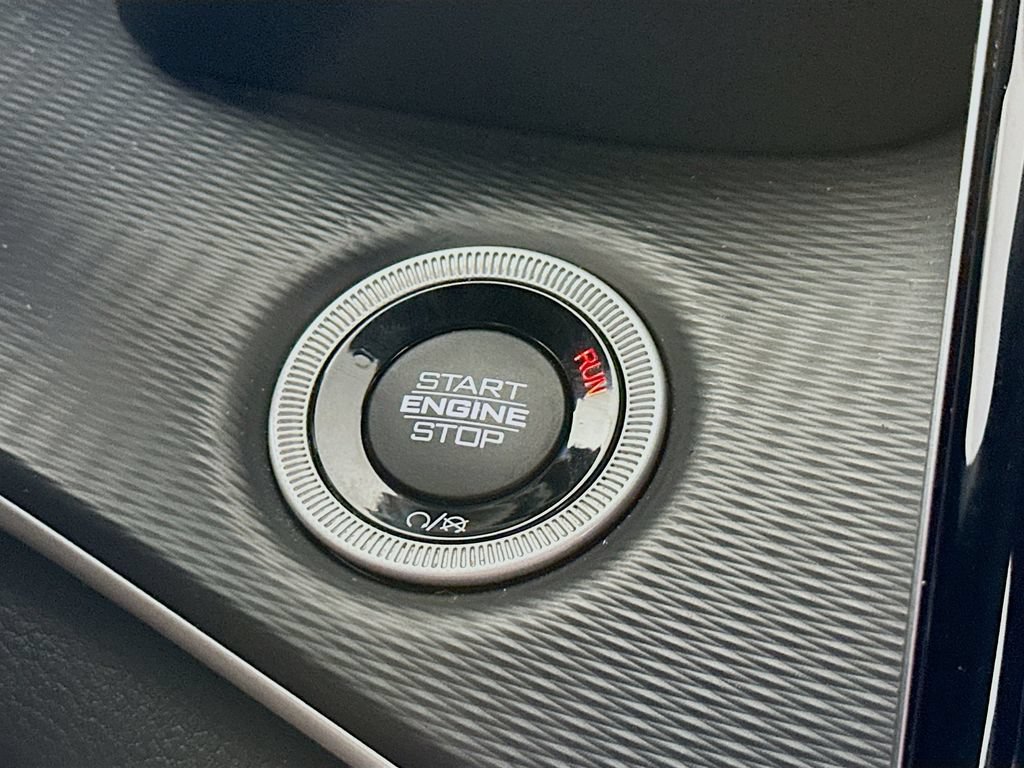 Certified 2023 Jeep Grand Cherokee Altitude AWD/4WD image 23
