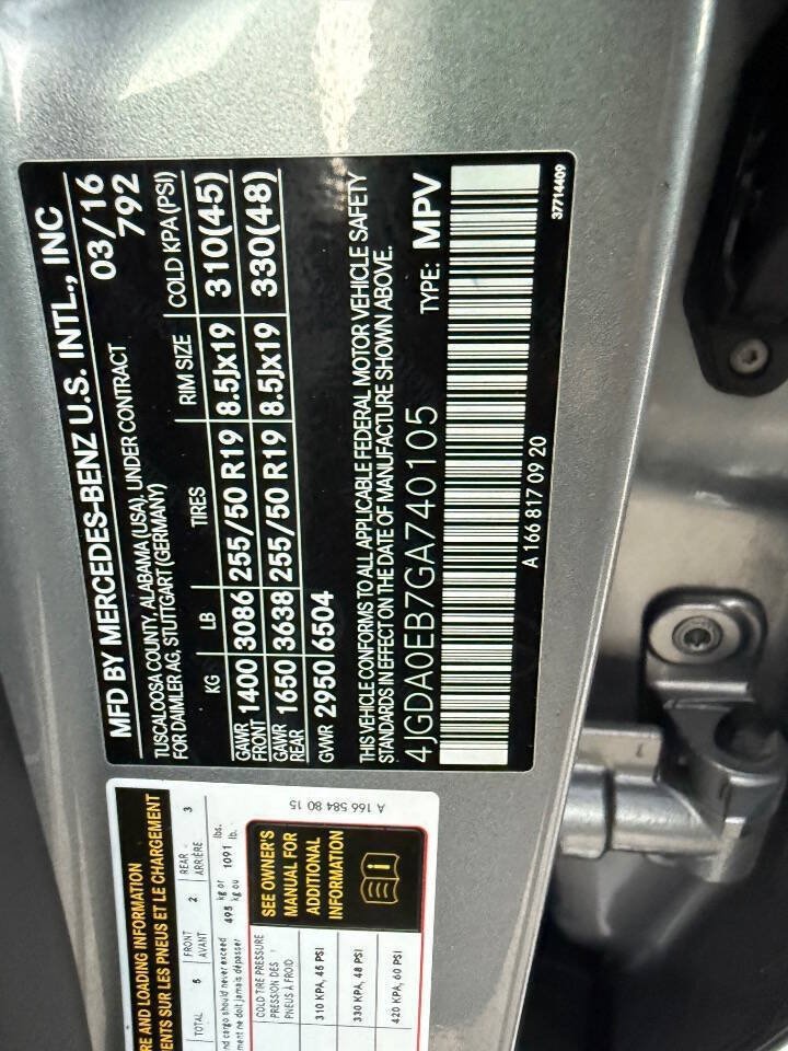 Used 2016 Mercedes-Benz GLE 300d 4MATIC image 36