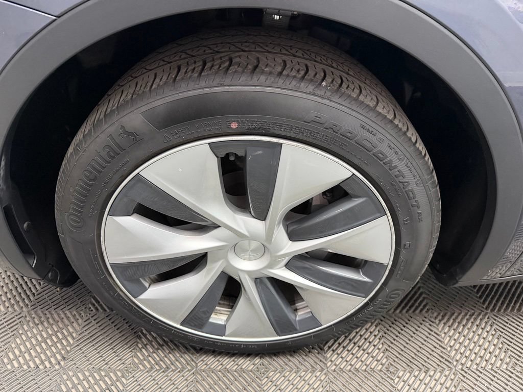 Used 2020 Tesla Model Y Long Range AWD/4WD image 21