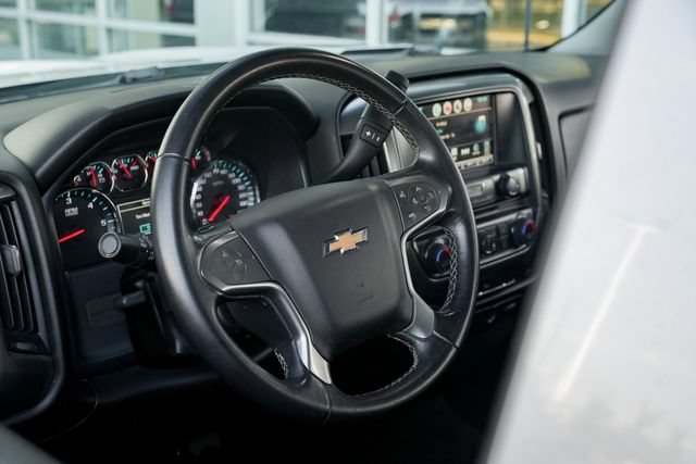 Used 2018 Chevrolet Silverado 1500 LT w/ All Star Edition AWD/4WD image 27