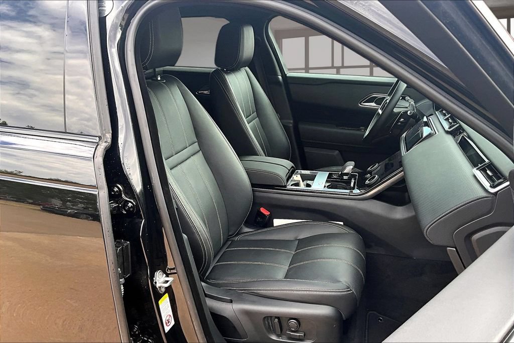Used 2023 Land Rover Range Rover Velar R-Dynamic S AWD/4WD image 7