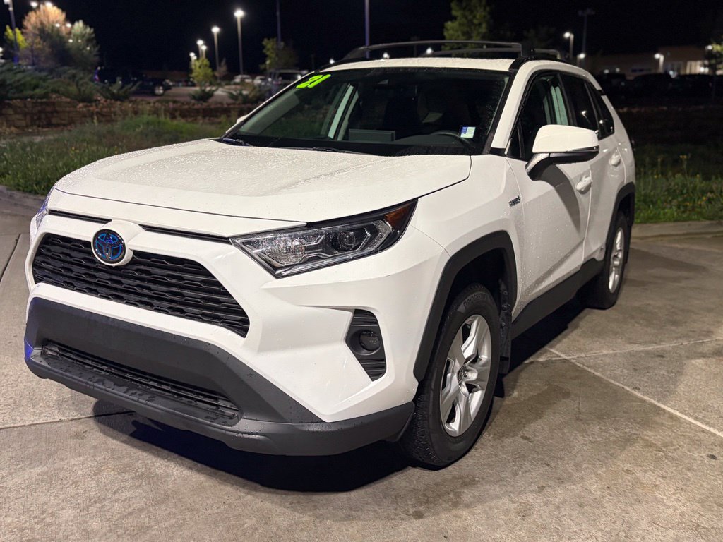 Used 2021 Toyota RAV4 XLE w/ Convenience Package AWD/4WD image 6