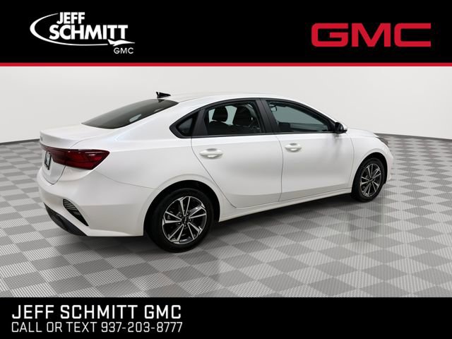 Used 2024 Kia Forte LXS image 11