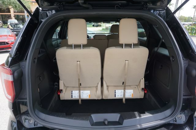 Certified 2017 Ford Explorer FWD image 15