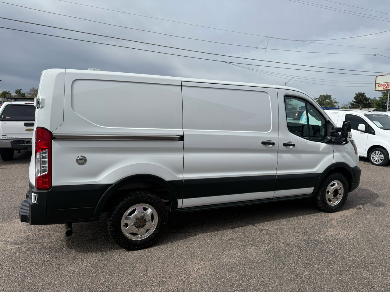 Used 2020 Ford Transit 250 Low Roof AWD image 11