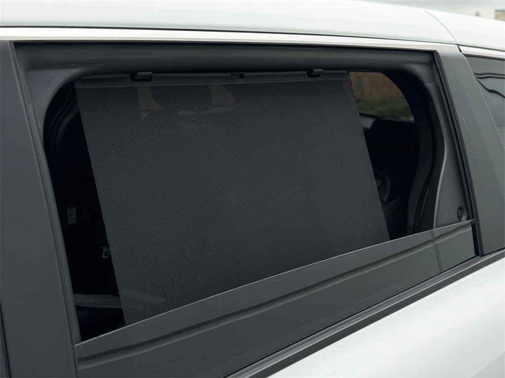 Certified 2024 Toyota Sienna XSE image 29