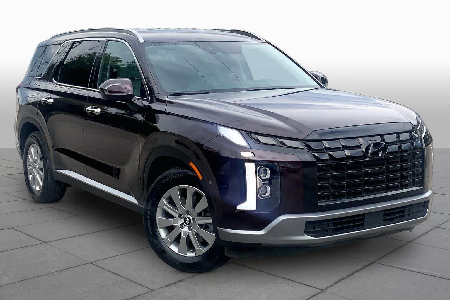 Used 2025 Hyundai Palisade SEL FWD image 3