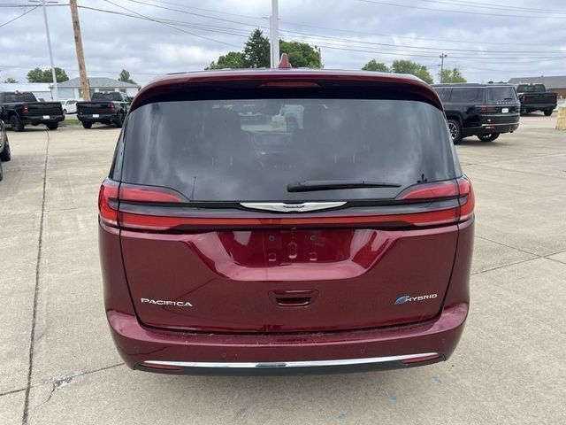 Used 2022 Chrysler Pacifica Limited FWD image 7