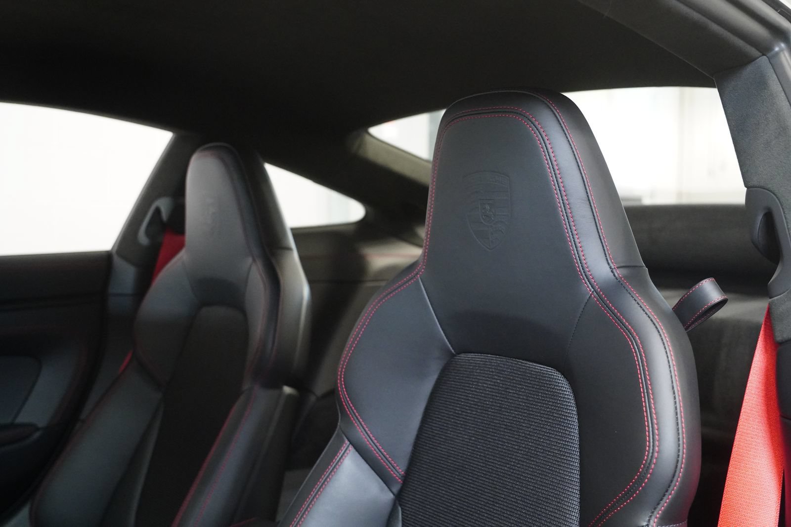 Used 2022 Porsche 911 GT3 RWD image 13