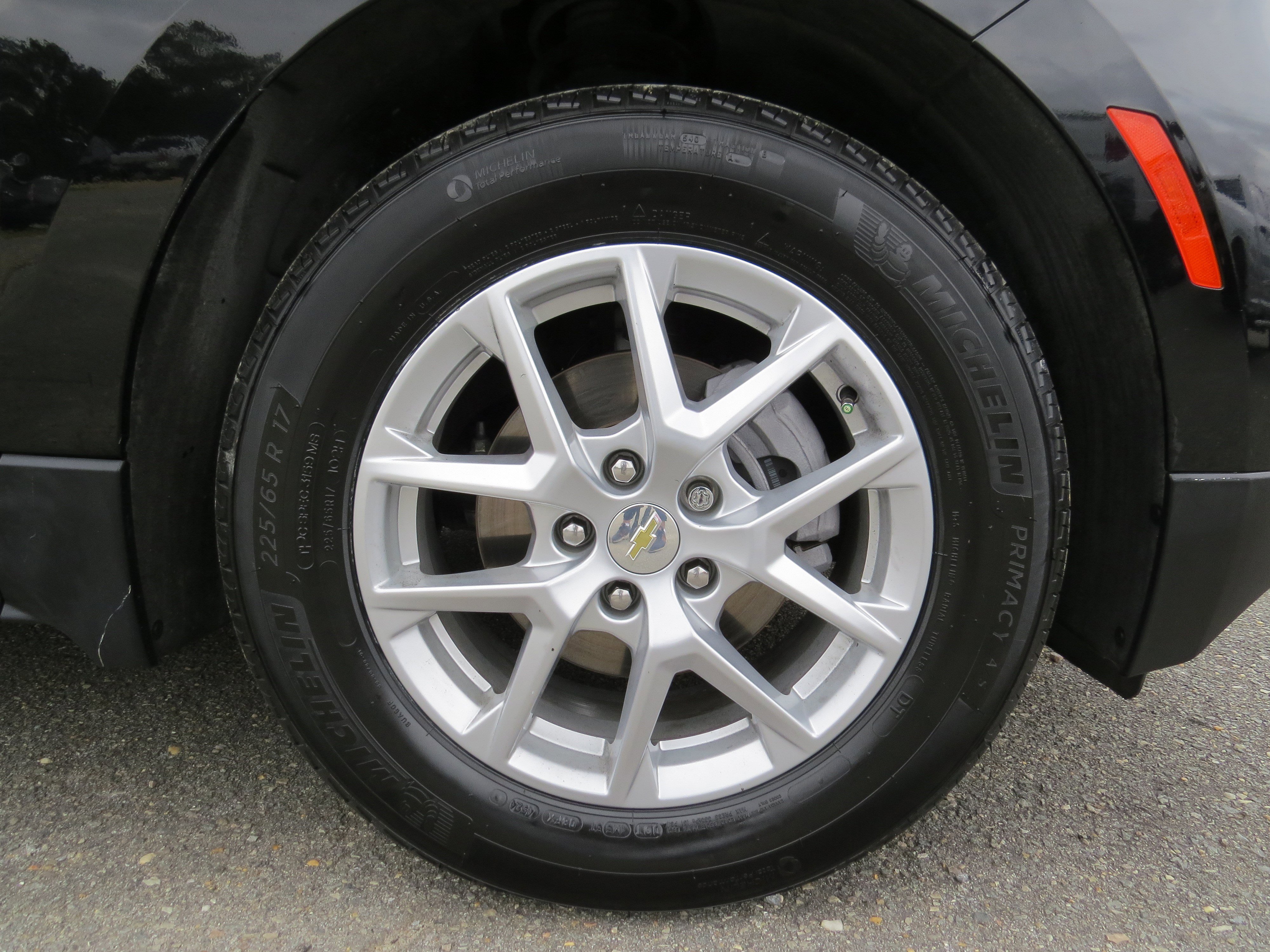 Certified 2023 Chevrolet Equinox LT image 9