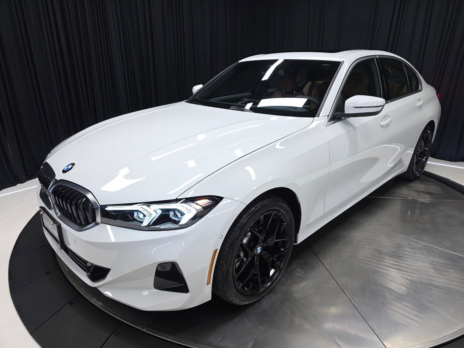 Used 2025 BMW 330i xDrive Sedan w/ Premium Package image 50