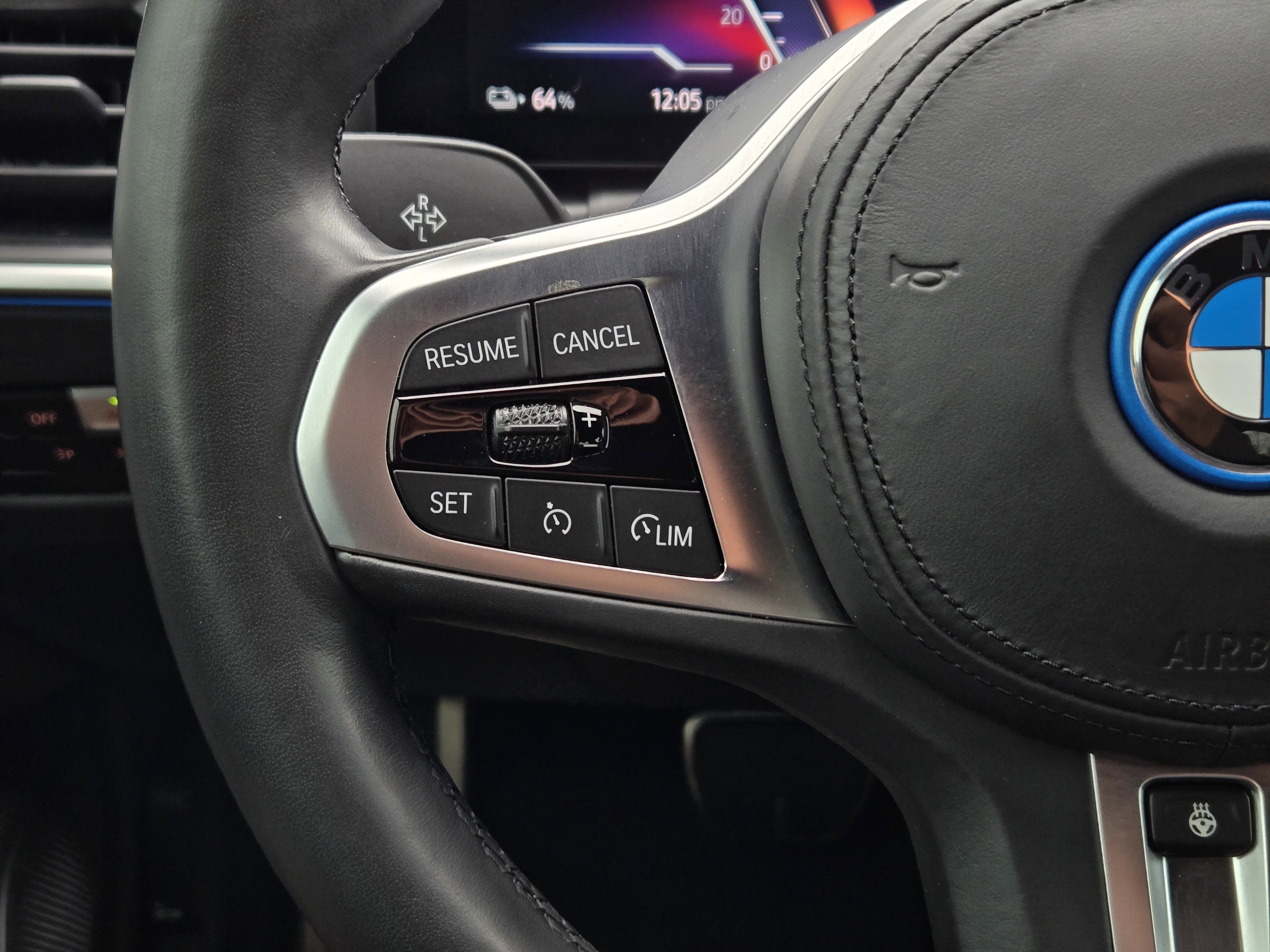 Used 2023 BMW i4 eDrive40 w/ M Sport Package image 33