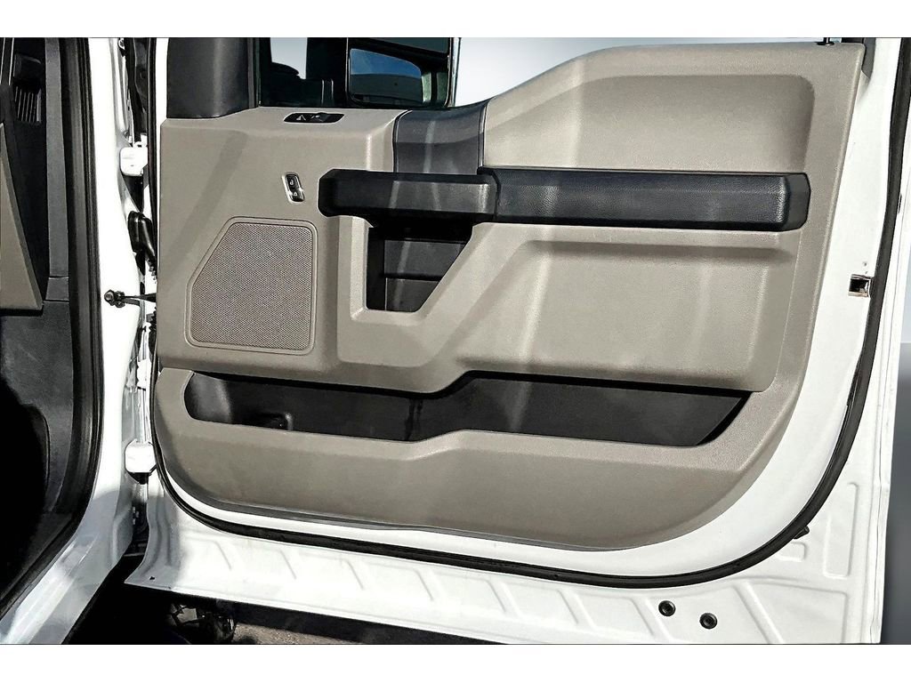 Used 2022 Ford F350 XL w/ Power Equipment Group image 26