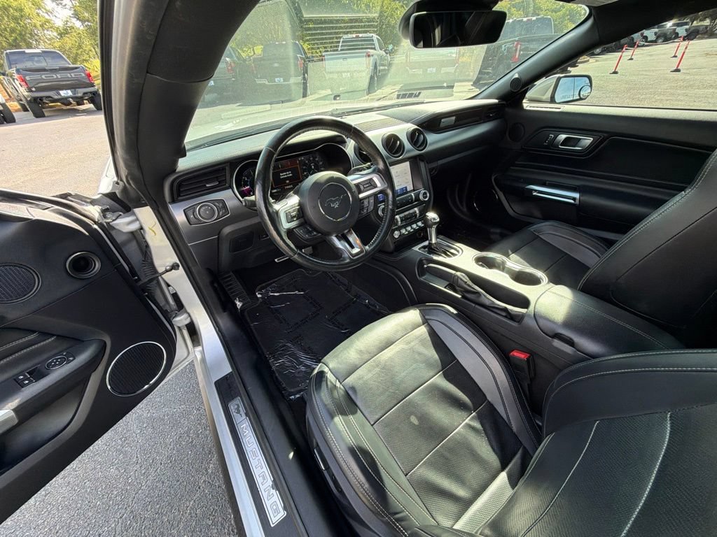 Used 2019 Ford Mustang Premium w/ Equipment Group 201A RWD image 10