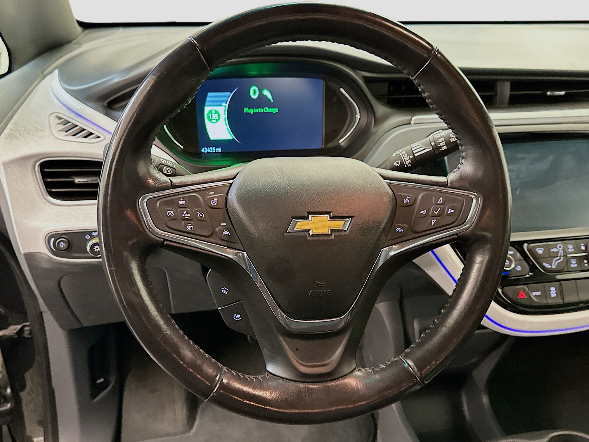 Used 2018 Chevrolet Bolt Premier w/ Driver Confidence II Package image 18