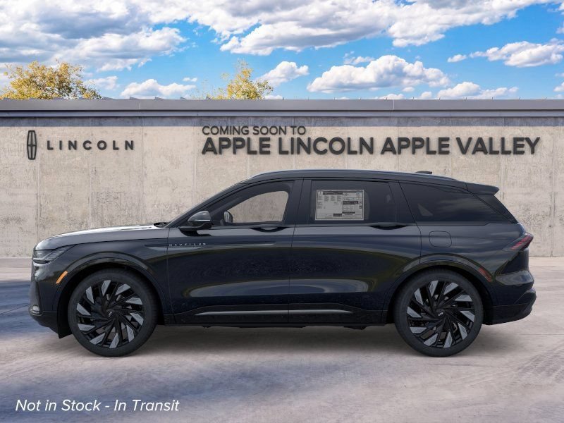 New 2026 Lincoln Nautilus Reserve w/ Jet Appearance Package AWD/4WD image 3