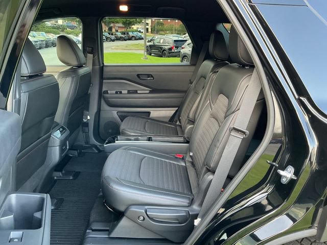 Used 2023 Nissan Pathfinder Rock Creek AWD/4WD image 25
