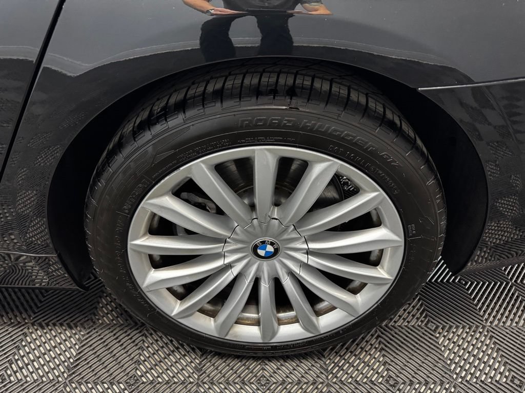 Used 2022 BMW 740i RWD image 20