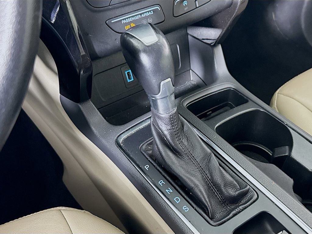 Used 2017 Ford Escape Titanium image 17