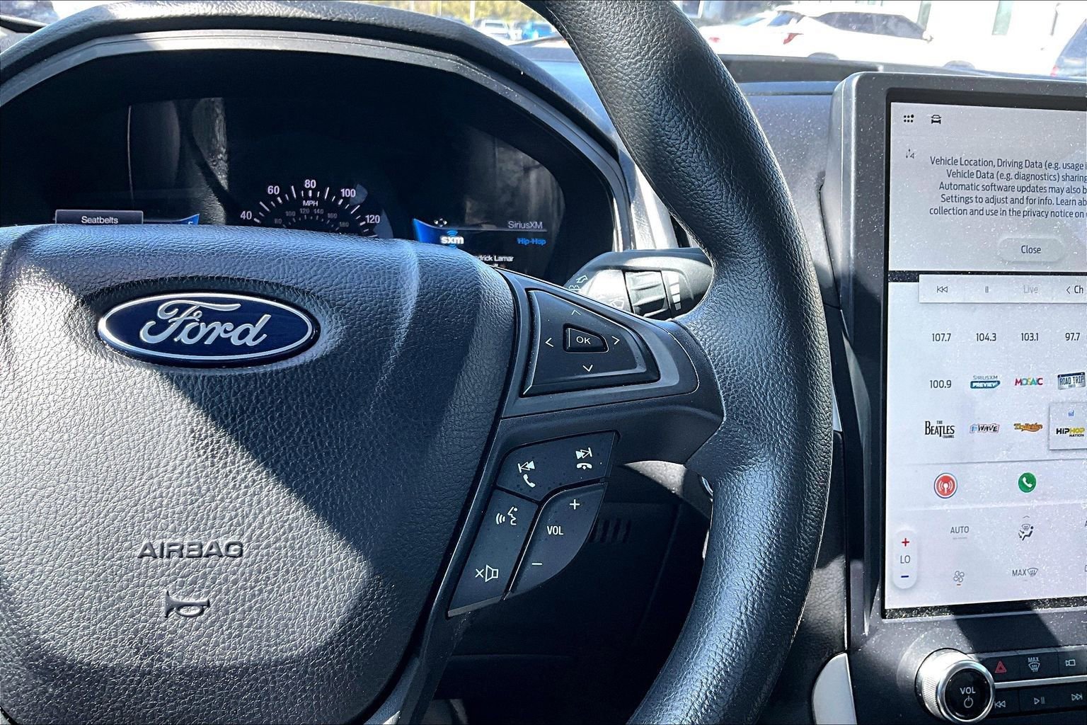 Used 2024 Ford Edge SE image 12