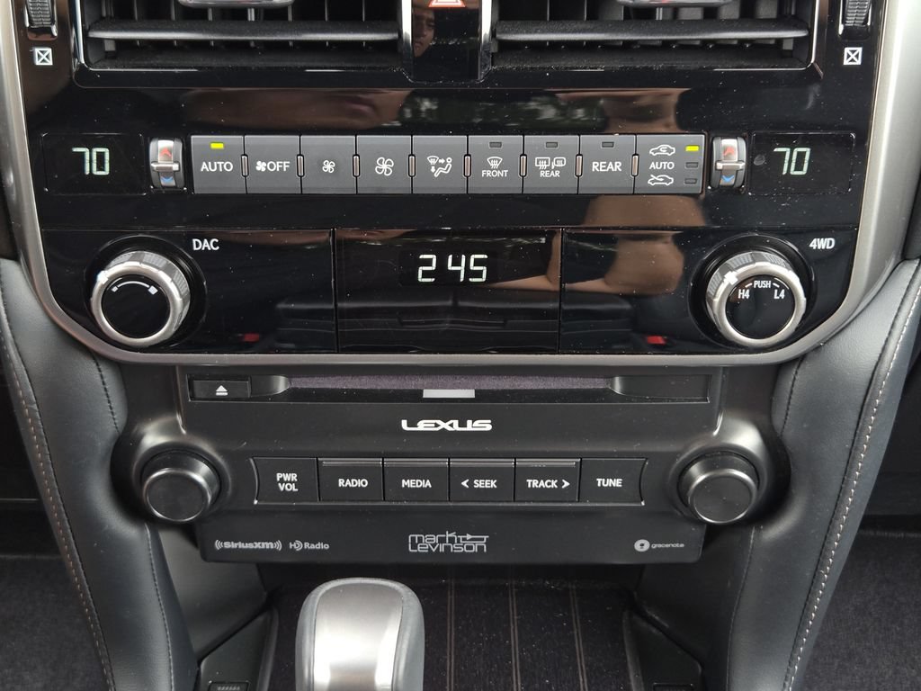 Certified 2023 Lexus GX 460 Premium w/ Premium Plus Package AWD/4WD image 19
