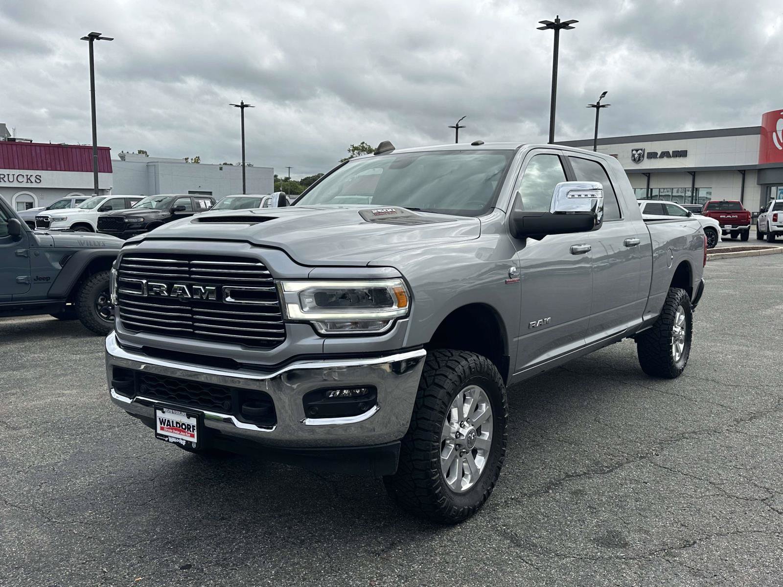 Used 2024 RAM 2500 Laramie w/ Sport Appearance Package AWD/4WD image 4