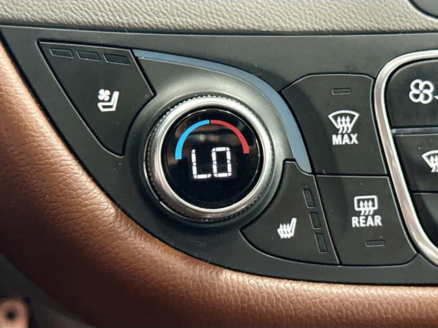 Used 2016 Chevrolet Malibu Premier w/ Driver Confidence Package II FWD image 22