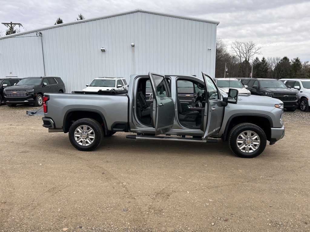 Certified 2025 Chevrolet Silverado 2500 High Country w/ High Country Premium Package image 32