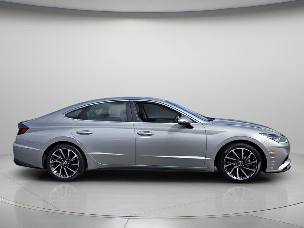 Used 2023 Hyundai Sonata Limited image 4