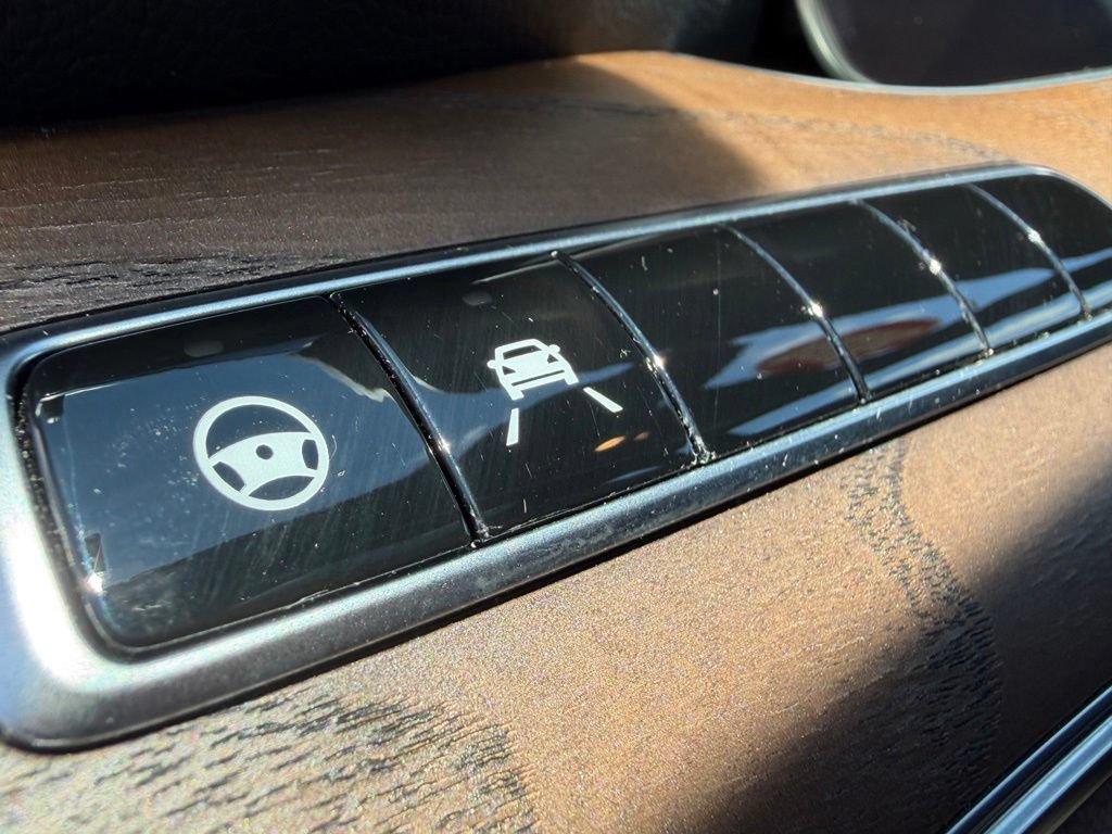 Used 2020 Mercedes-Benz E 450 4MATIC Sedan image 31