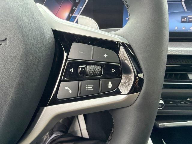 Used 2025 BMW 330i xDrive Sedan w/ Convenience Package image 31