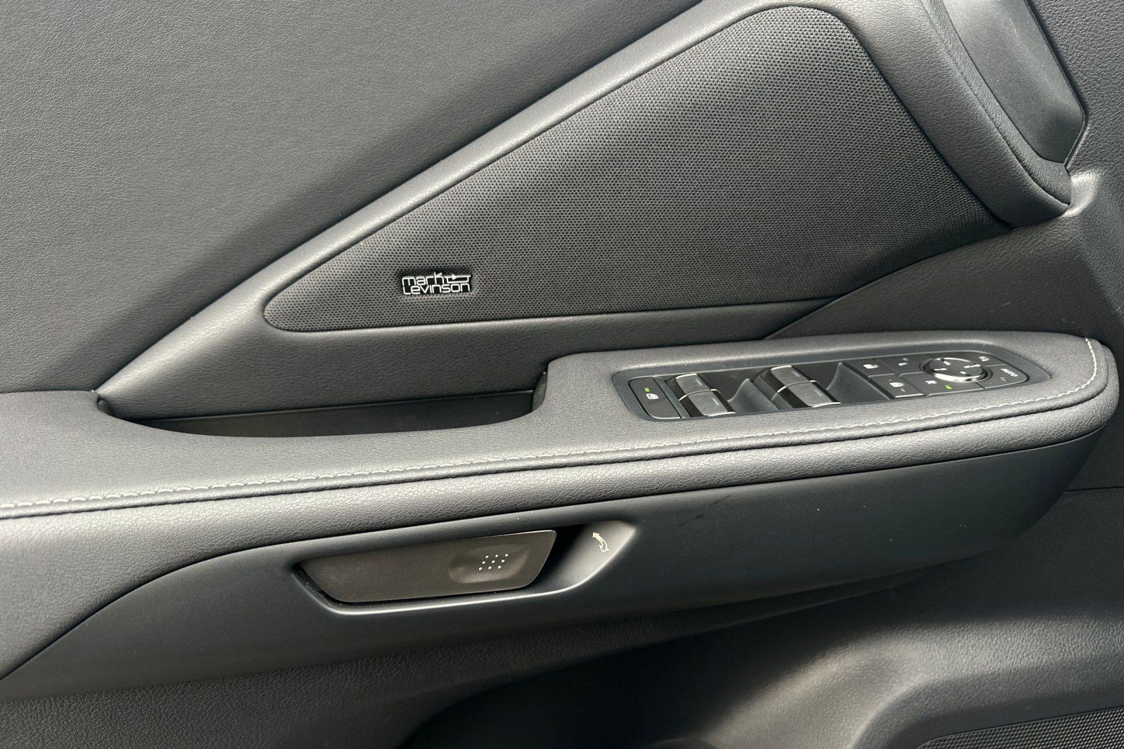 New 2026 Lexus TX 500h AWD image 12