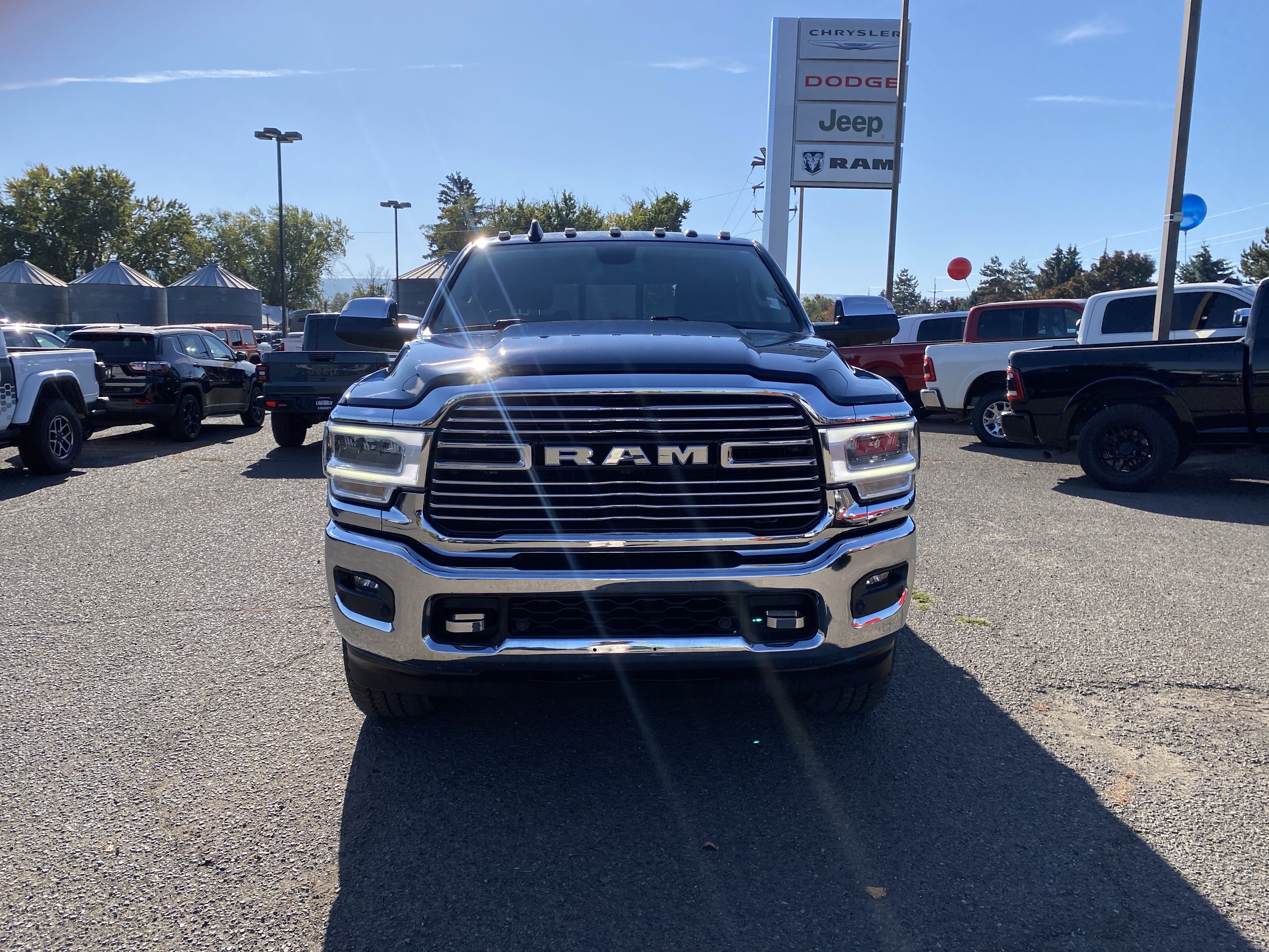 Used 2022 RAM 3500 Laramie AWD/4WD image 8
