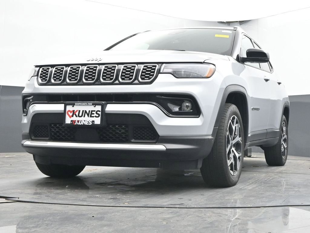 Used 2025 Jeep Compass Limited AWD/4WD image 47