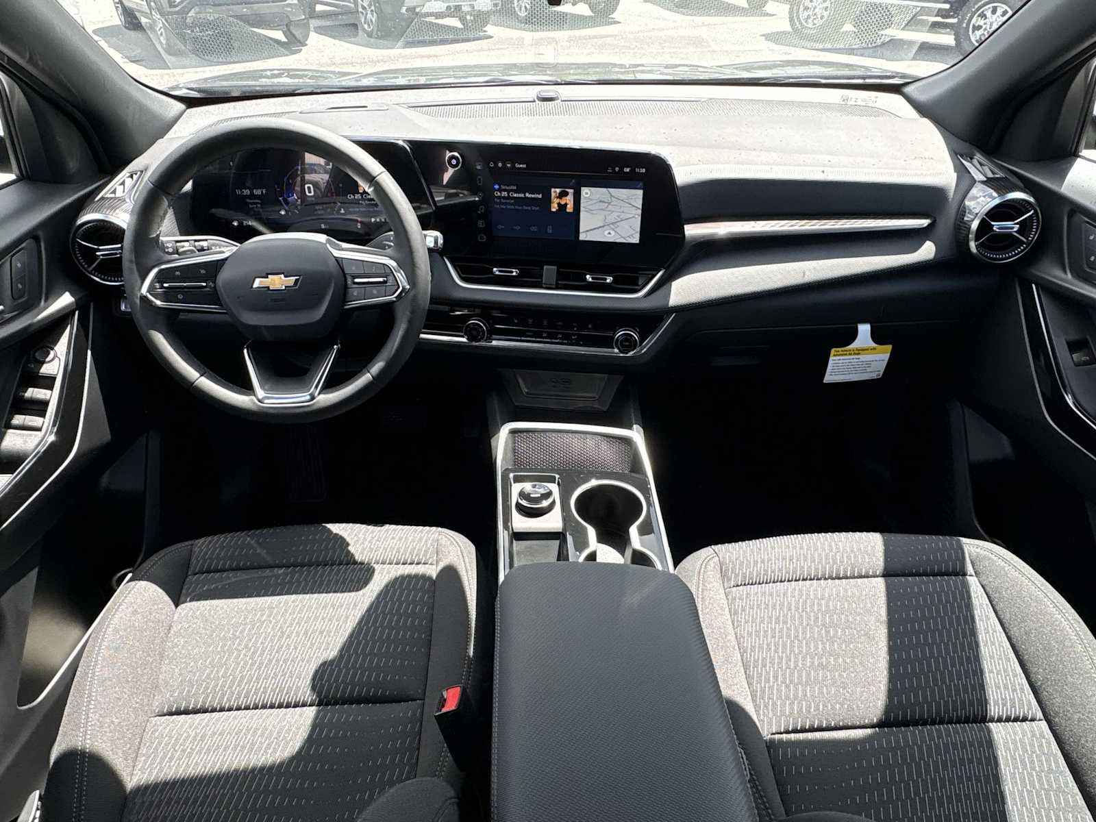 New 2026 Chevrolet Equinox LT FWD image 20