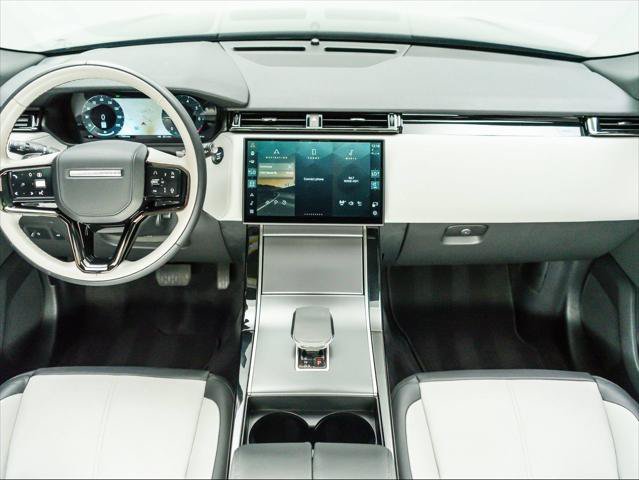 Used 2026 Land Rover Range Rover Velar S AWD/4WD image 16