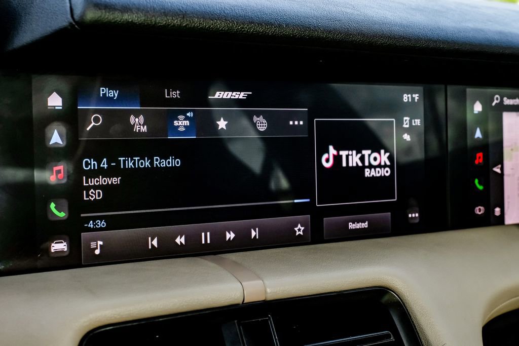 Used 2022 Porsche Taycan image 31