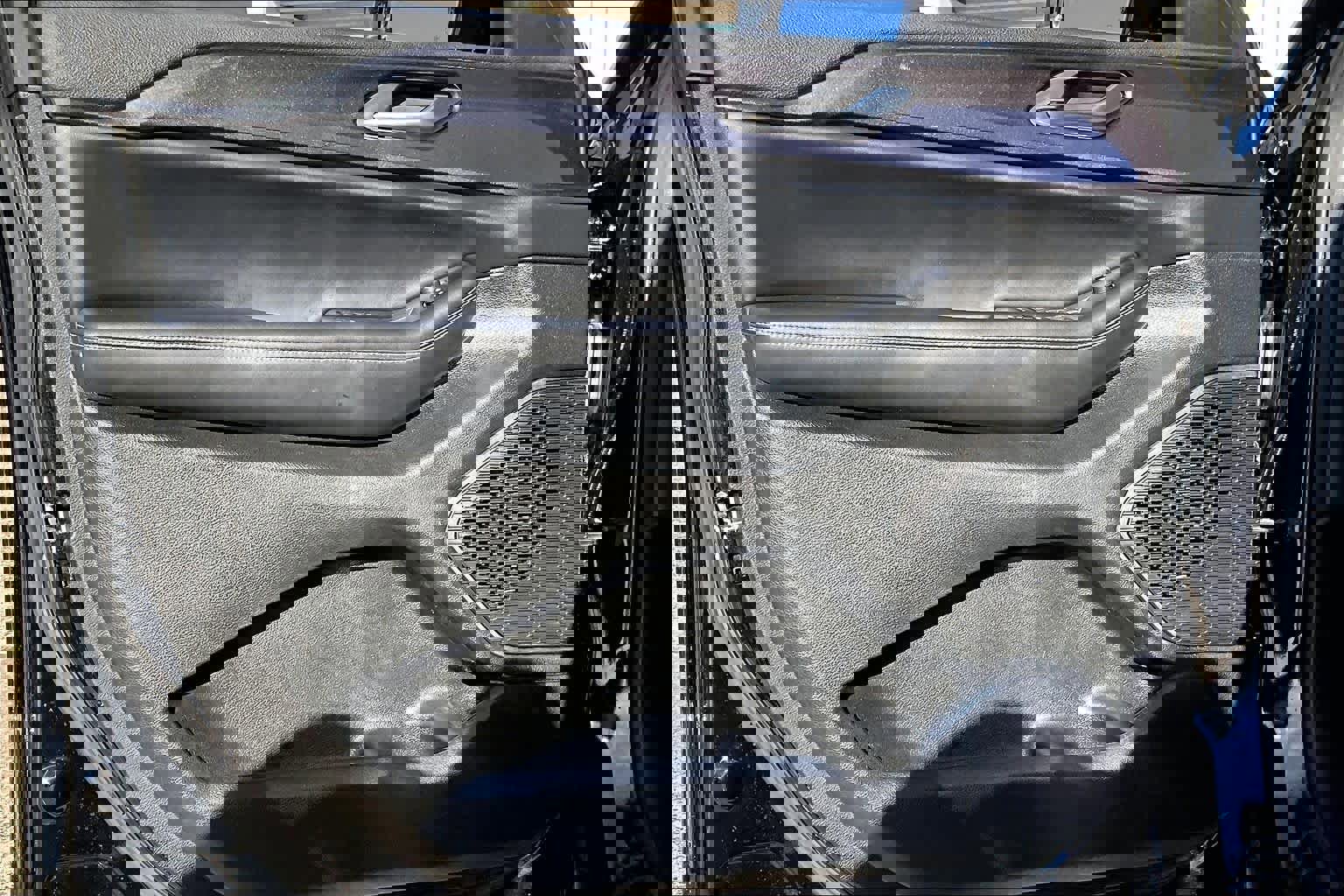 Used 2023 Jeep Grand Cherokee Altitude image 18