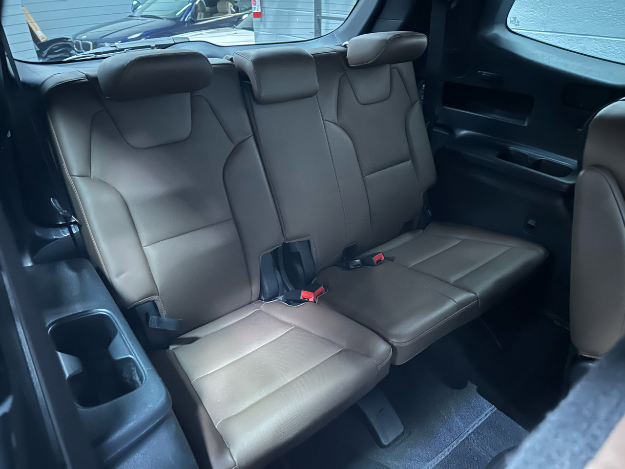 Used 2020 Kia Telluride SX w/ SX Prestige Package image 12