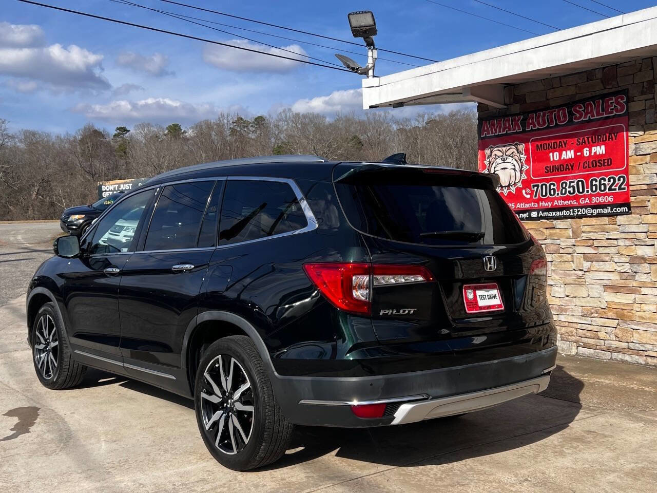 Used 2019 Honda Pilot Touring image 4