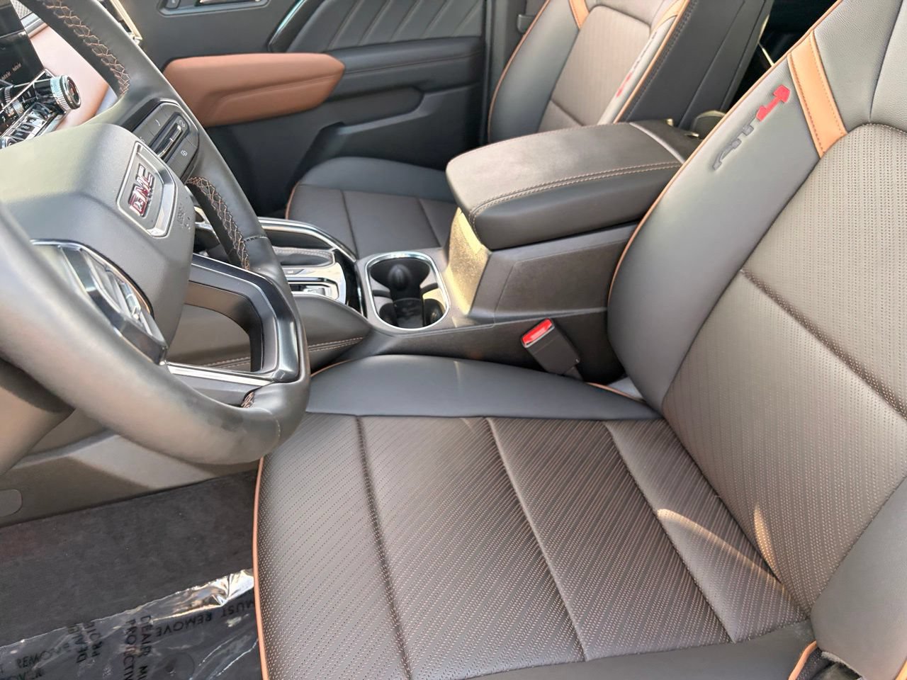 Used 2025 GMC Canyon AT4 w/ Nightfall Edition AWD/4WD image 20