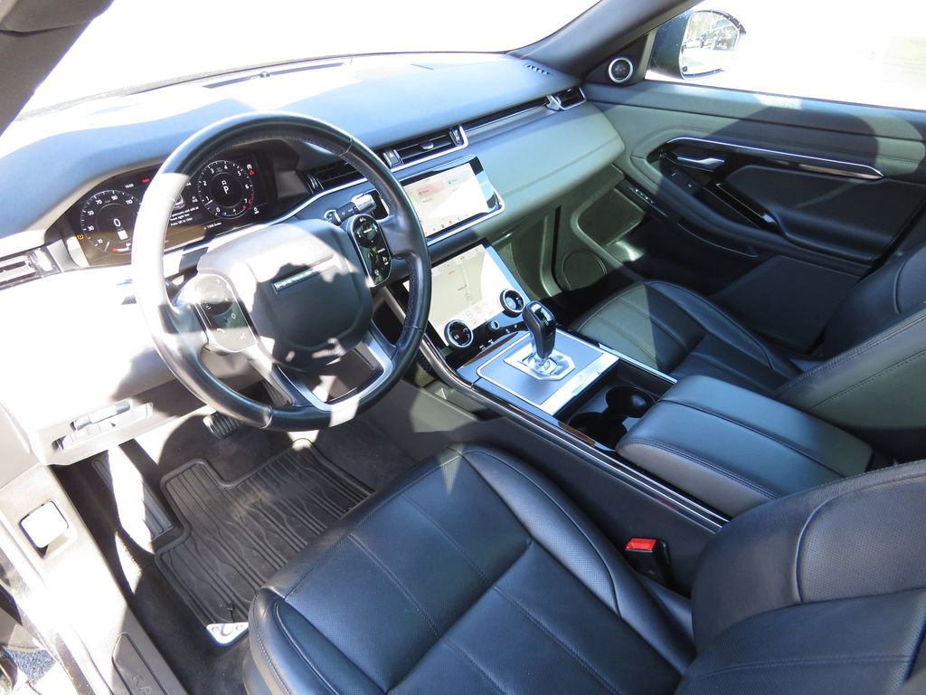 Used 2020 Land Rover Range Rover Evoque SE image 11