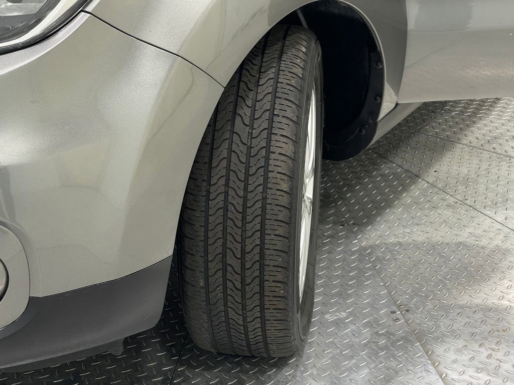 Used 2017 Kia Soul + image 33