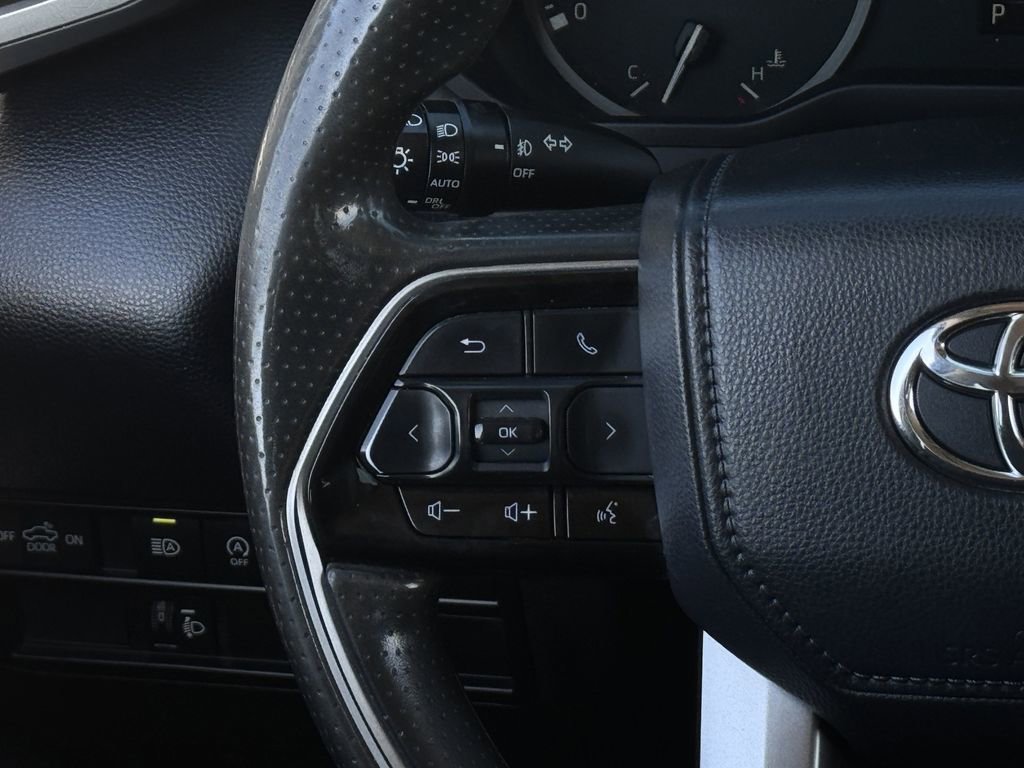 Used 2023 Toyota Tundra SR5 AWD/4WD image 15