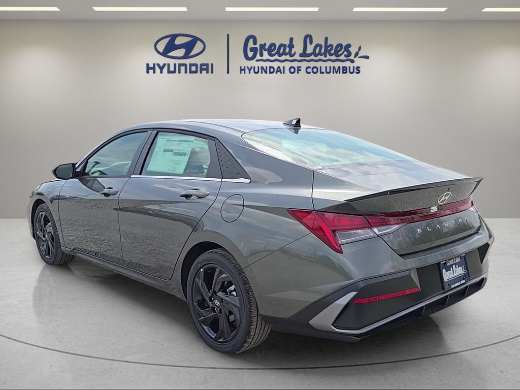 New 2026 Hyundai Elantra SEL Sport Premium w/ Cargo Package FWD image 3