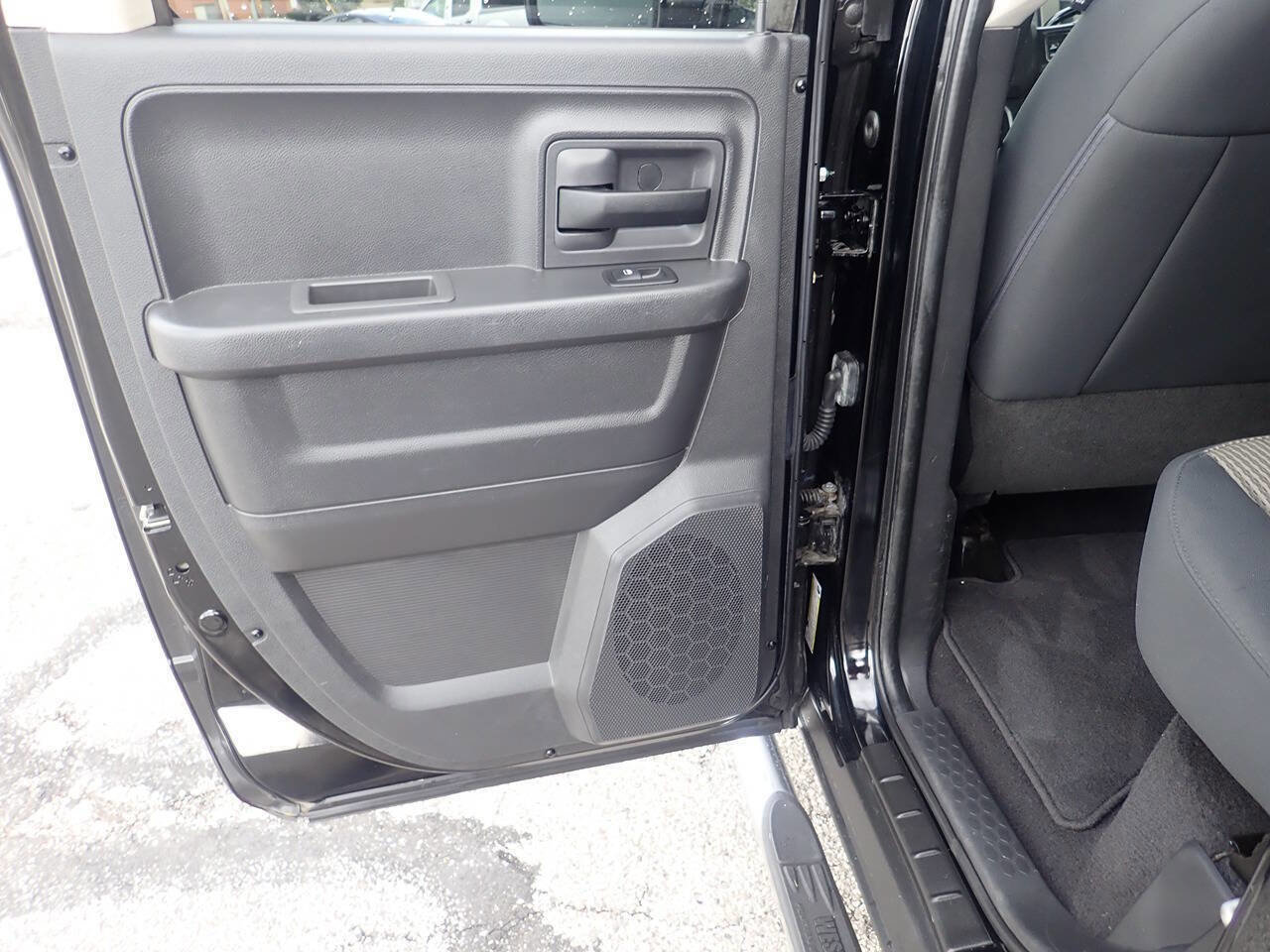 Used 2012 RAM 1500 Express image 12